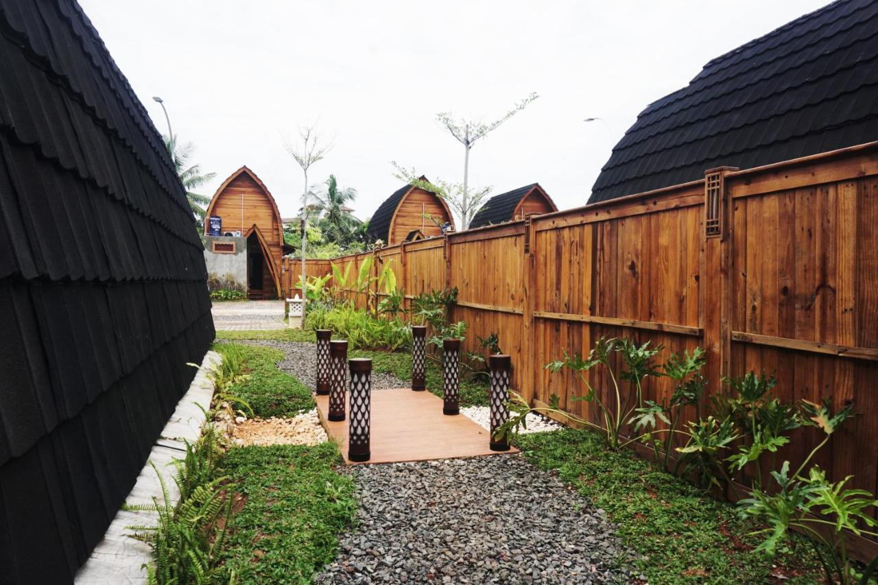 Collection O 9 Villa Ubud Аниър Екстериор снимка